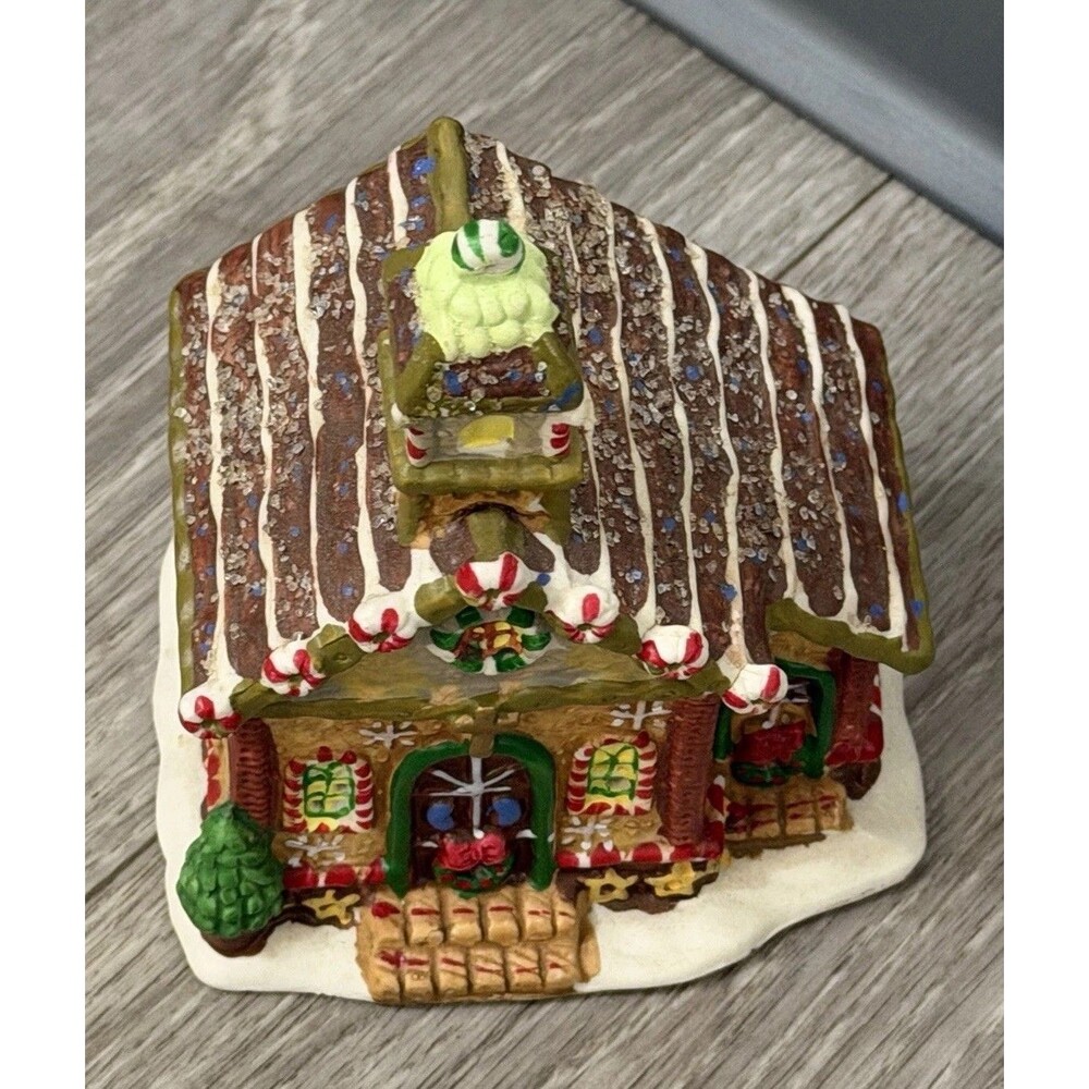 Ginger Frost Lane 2005 Christmas House Church Porcelain Ceramic 5” Tall - Picture 13 of 16